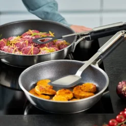 Rösle Keuken - Silence Pro Bratpfanne Ø 28cm 28 Rösle Keuken - Silence Pro Bratpfanne Ø 28cm -Günstiges Herd Genuss Geschäft 03fcd9b7d2c199066b07d552fe9e34c5
