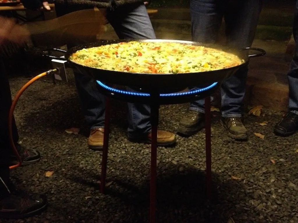 'Vaello' Set: Gasbrenner 40cm, Ständer & Paellapfanne, Welcher Gasanschluß ?:Deutsch (DE / AT) 7 'Vaello' Set: Gasbrenner 40cm, Ständer & Paellapfanne, Welcher Gasanschluß ?:Deutsch (DE / AT) – Bild 5