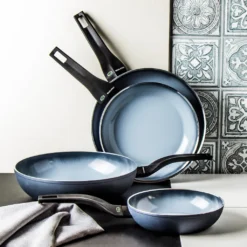 Moneta Aria Bratpfanne, Brat Pfanne, Finegres Antihaftbeschichtung, Aluminium, Ø 24 Cm, 0004120124 -Günstiges Herd Genuss Geschäft 3a68a0214115390b3a5577df2263ee09