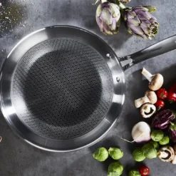 Tefal ETERNAL MESH Pfannenset °24/28cm + WOK °28cm Mit Glasdeckel + Ingenio Pfannenwender 9 Tefal ETERNAL MESH Pfannenset °24/28cm + WOK °28cm Mit Glasdeckel + Ingenio Pfannenwender -Günstiges Herd Genuss Geschäft 8653a1a6b995170d9fbcb2ac788597cd