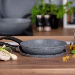 NABBI Pfannkuchenpfanne Mit Antihaft Oberfläche Stein 24 Cm - Grauer Stein -Günstiges Herd Genuss Geschäft 891459c97ab7052a7f05396c2ed7f346