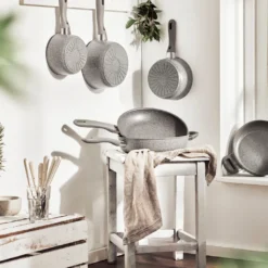 BALLARINI Bratpfanne Murano Ø32cm 27 BALLARINI Bratpfanne Murano Ø32cm -Günstiges Herd Genuss Geschäft d44796fa82d858b3bda3177e37d77092