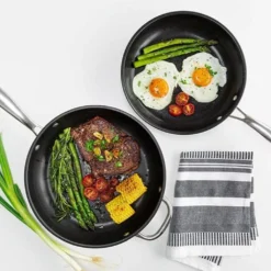 Livington Dura Pan - Pfannenset Mit Universaldeckel - 28cm + 24cm Pfanne - 3-lagige Antihaftbeschichtung - Pflegeleichtes Edelstahlgehäuse - Für Alle Herdplatten Geeignet -Günstiges Herd Genuss Geschäft e755386738ee1492919ee92d9db07576